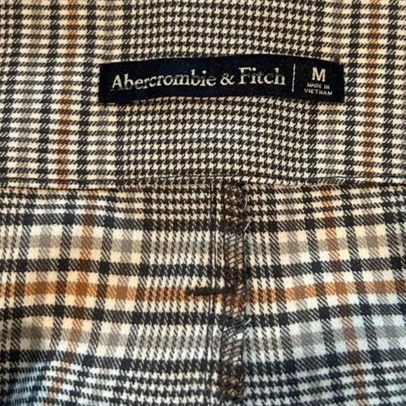 Abercrombie & Fitch Plaid Shorts - Size Medium - Picture 3 of 3